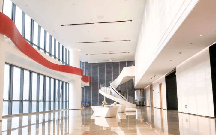 地铁金融科技大厦电梯图片