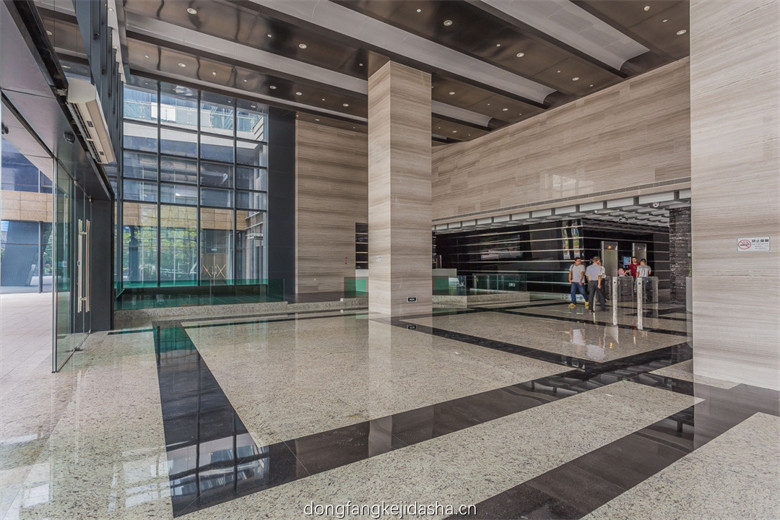 东方科技大厦电梯内部图片