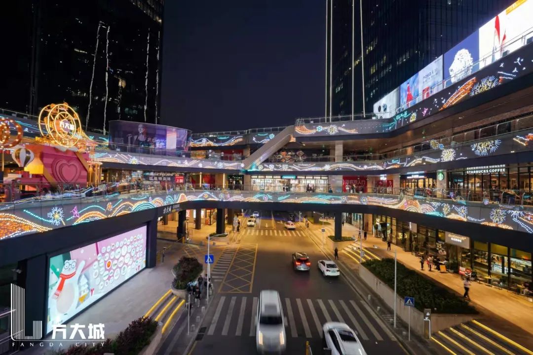 方大城电梯图片