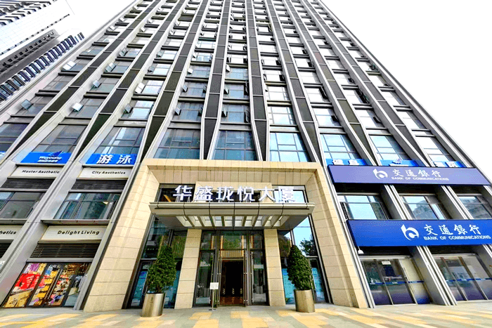 华盛珑悦大厦电梯图片