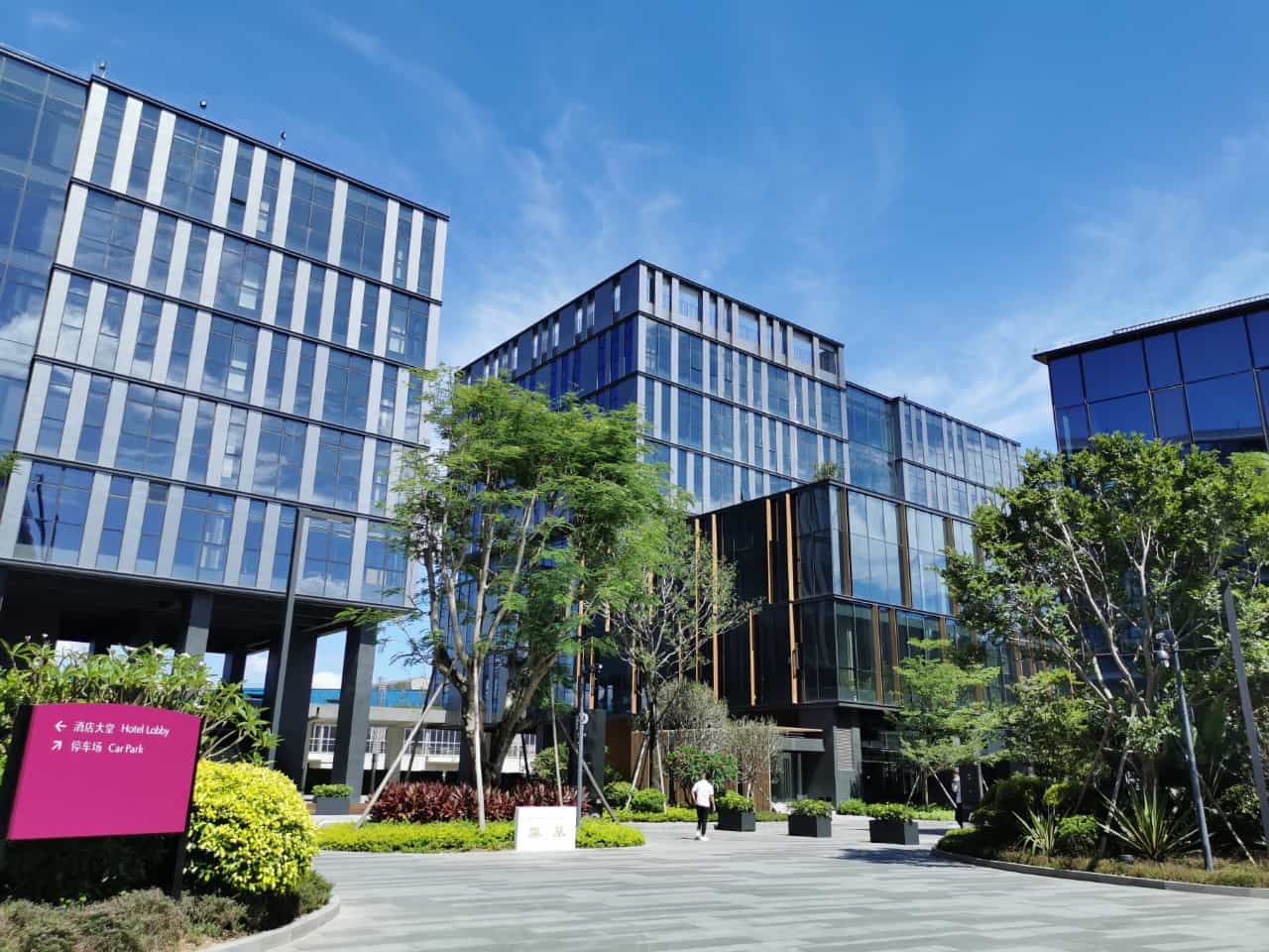 会展湾南岸电梯图片