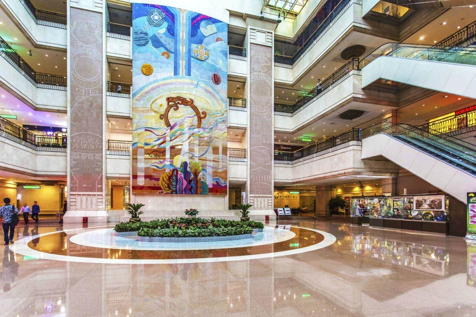 联合广场电梯图片