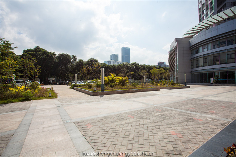 留学生创业大厦大堂图片