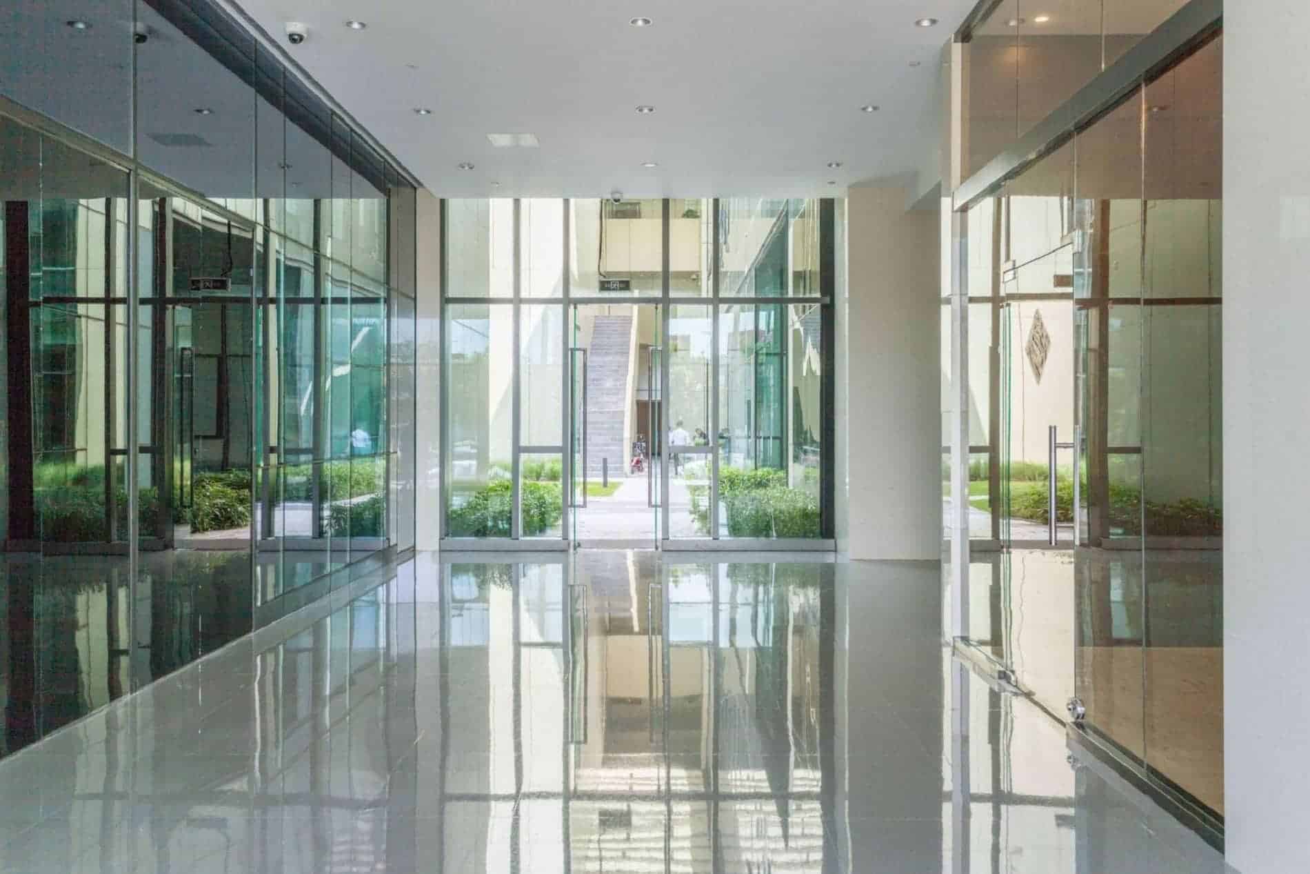 万科前海企业公馆电梯图片