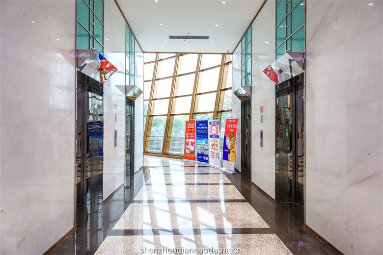 神舟电脑大厦电梯图片