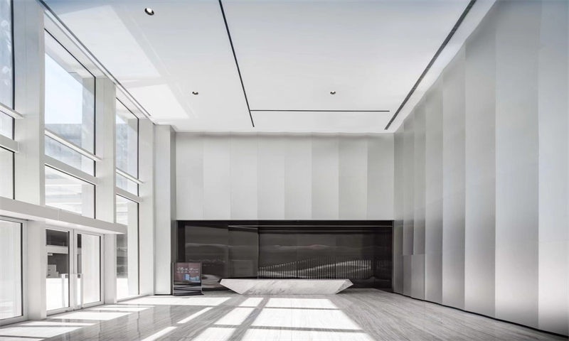 湾厦中心电梯图片