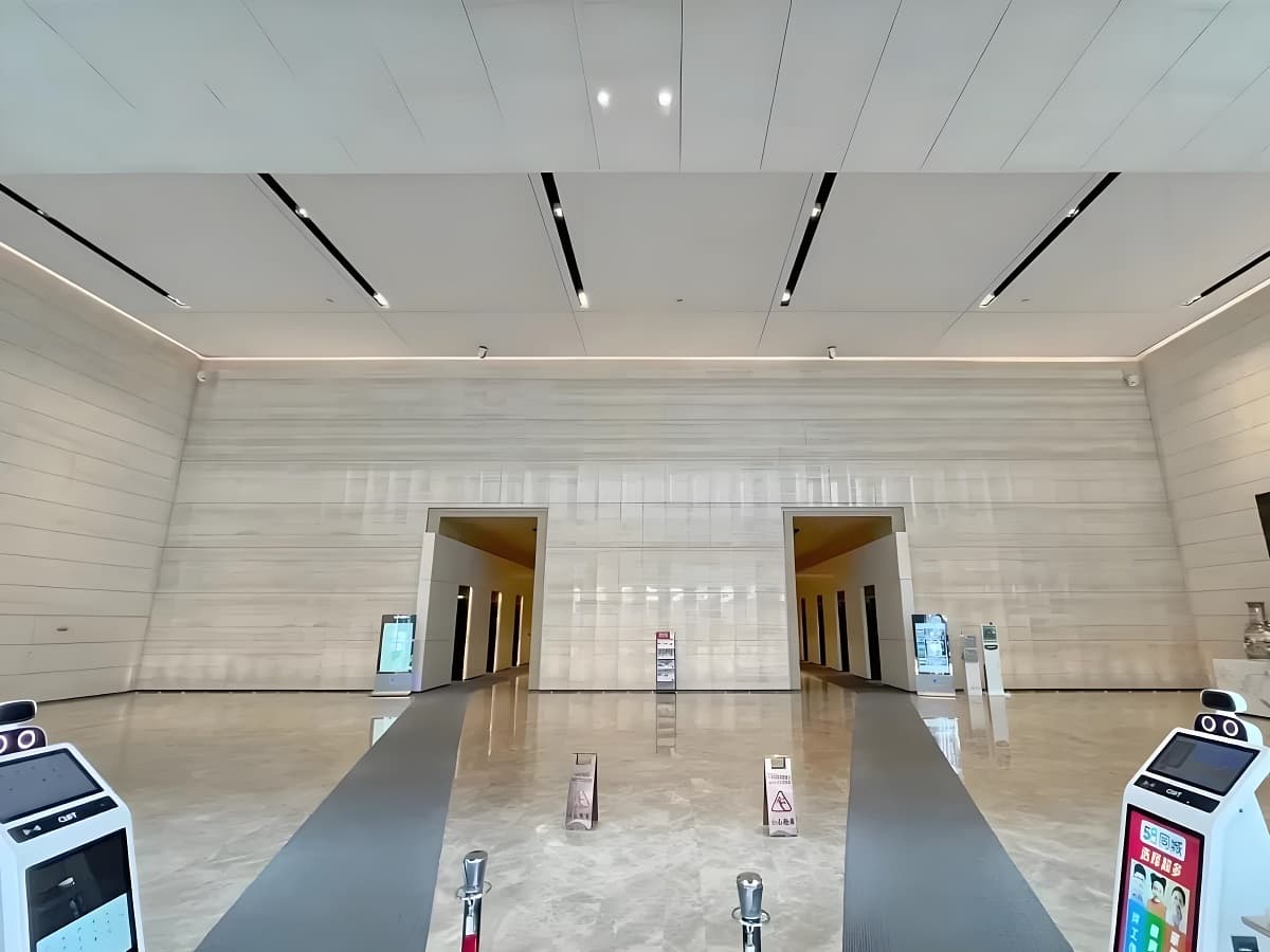 粤美特大厦电梯图片