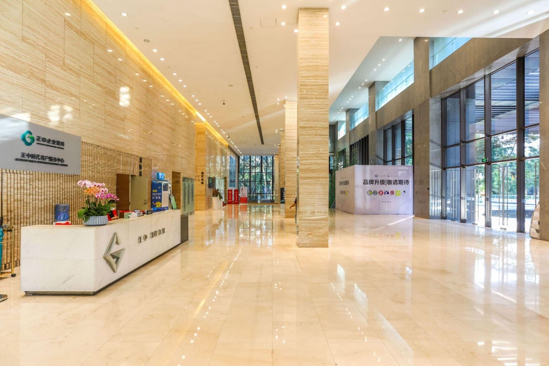 正中时代大厦电梯图片