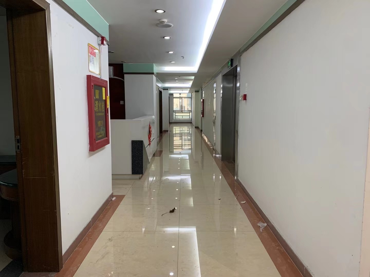 众冠大厦大堂图片