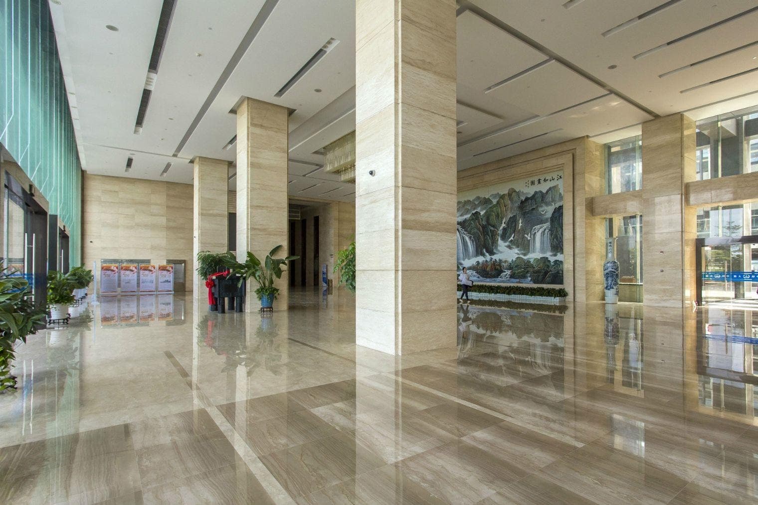 中铁南方总部大厦周边环境图